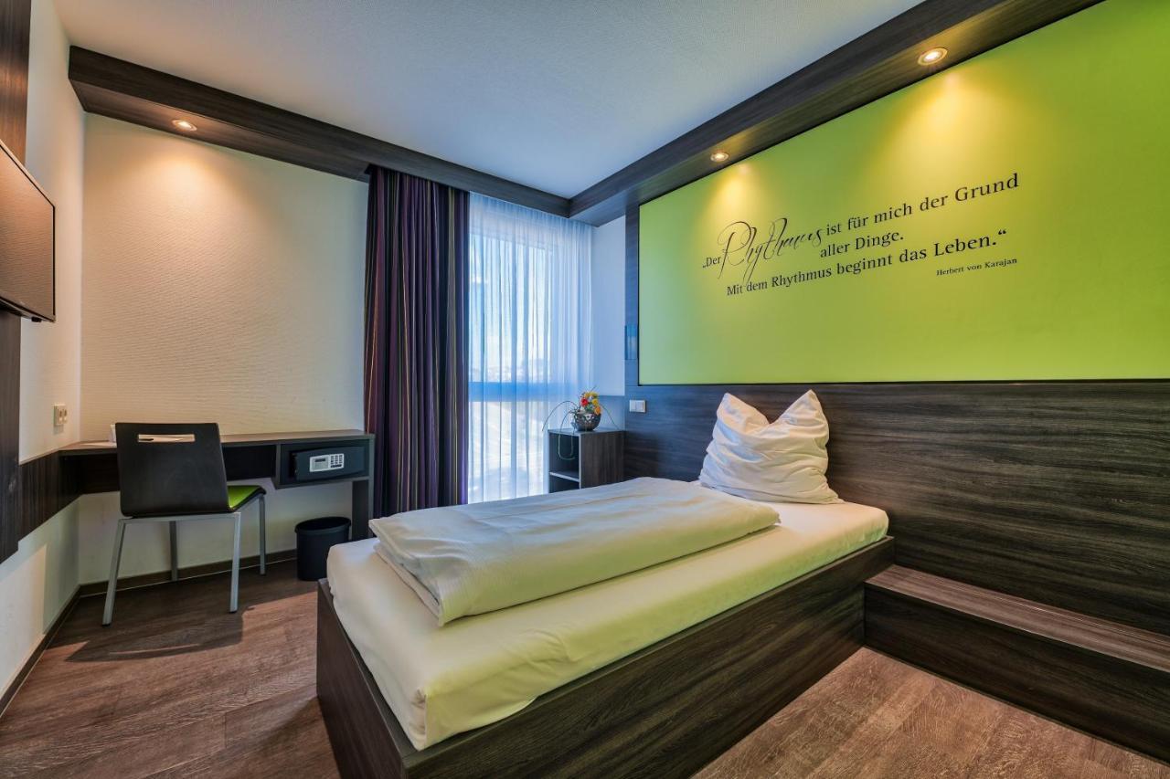 Economy-Hotel Ульм Экстерьер фото